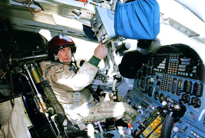 http://ahtubinskpilot.ru/wp-content/uploads/2012/06/%D0%9F%D1%83%D1%82%D0%B8%D0%BD-%D0%B2-%D0%BA%D0%B0%D0%B1%D0%B8%D0%BD%D0%B5-%D0%A2%D1%83-160.jpg