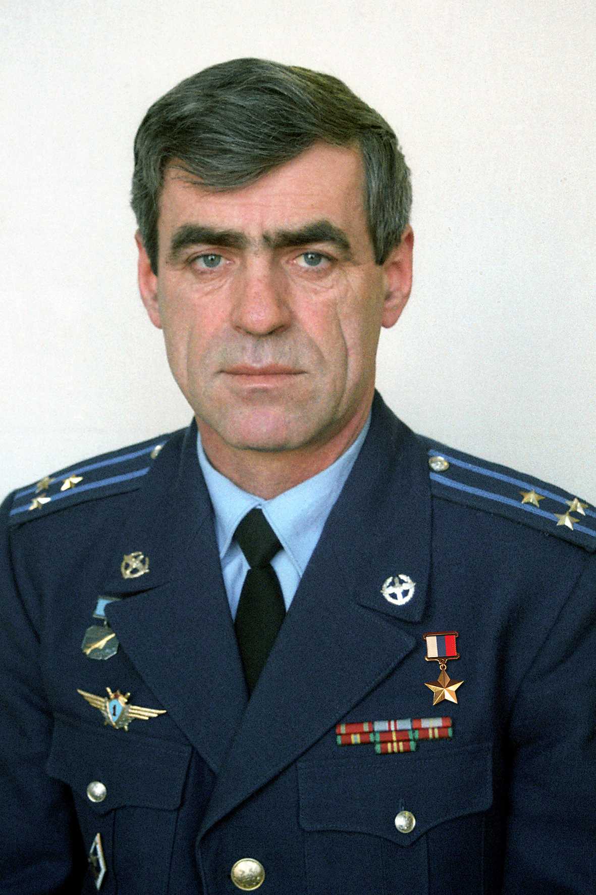 Герой России полковник Храпцов Сергей Иванович