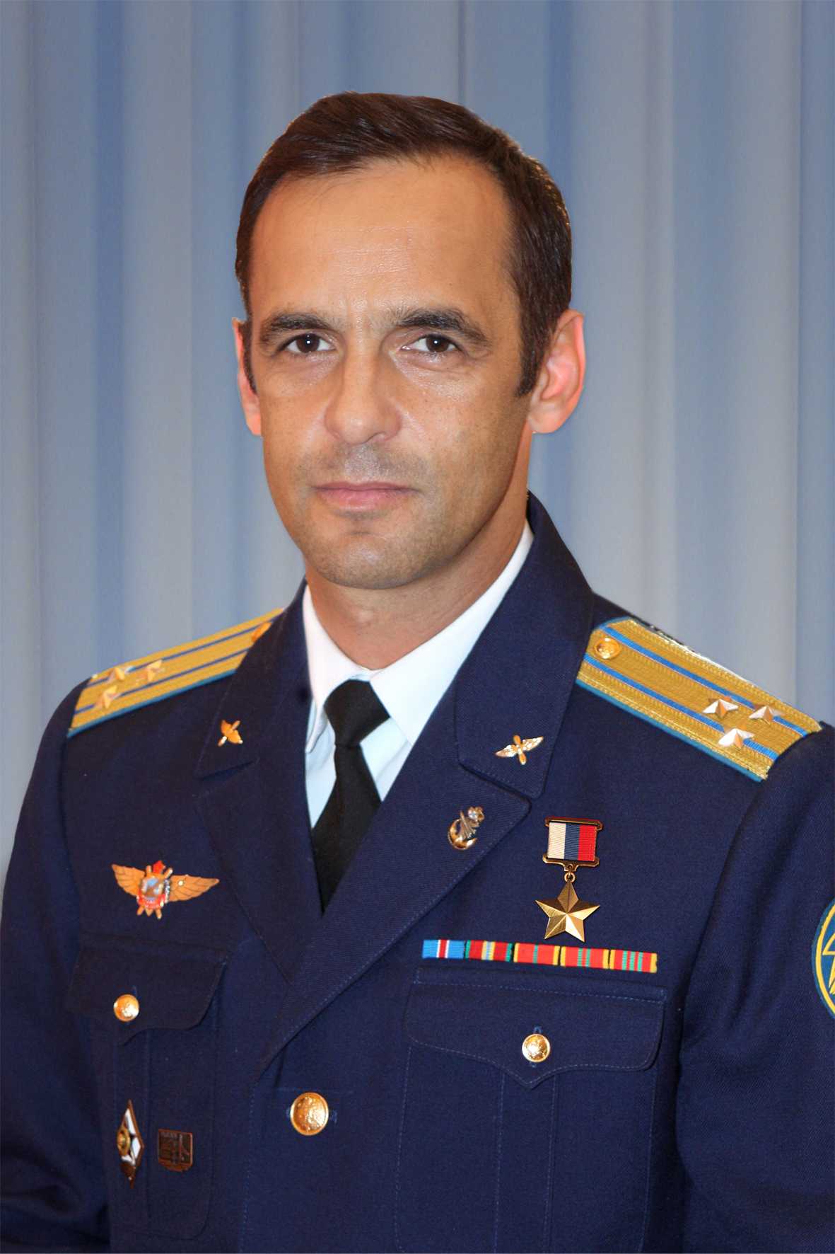 Герой России летчик-испытатель полковник МУТОВИН Олег Евгеньевич