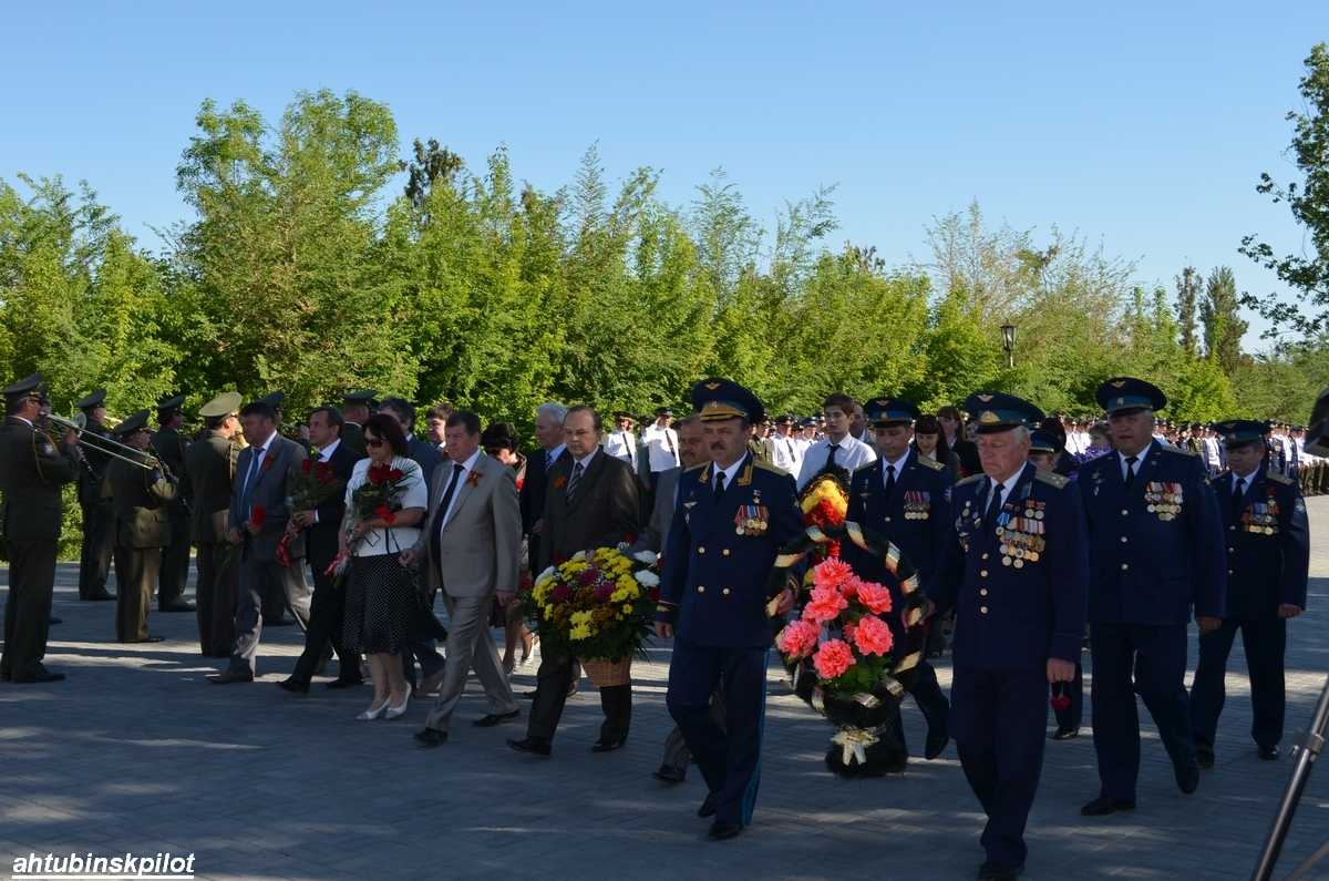 Торжественные мероприятия в Ахтубинске начались на «Крыле Икара»