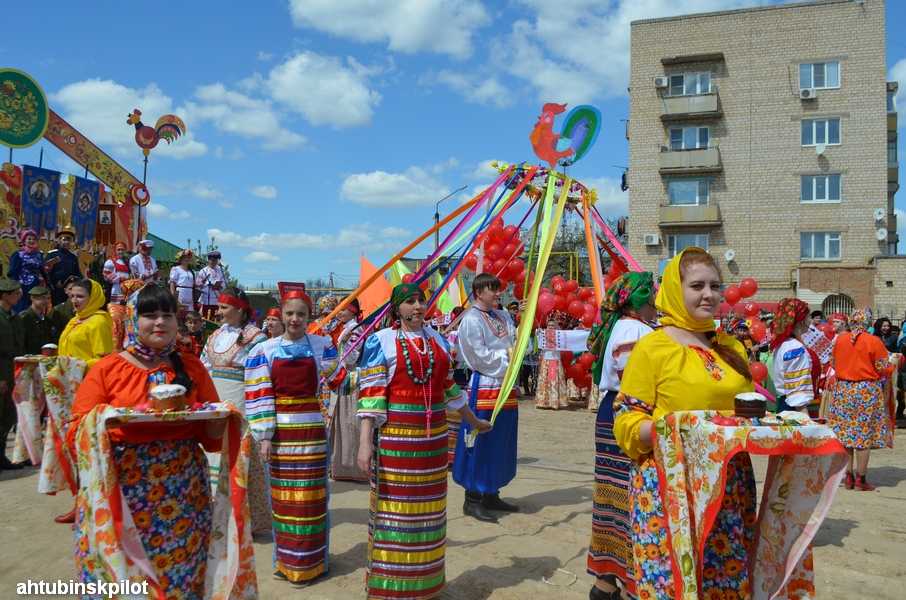 Пасхальный фестиваль «Русь Святая, храни веру православную» прошел в лучших народных традициях