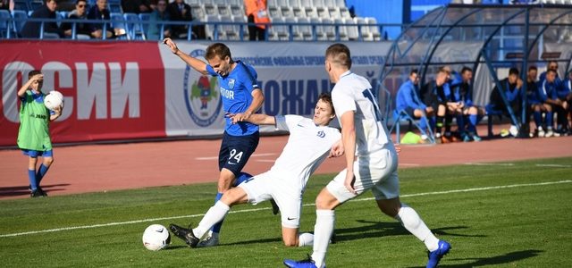 Ахтубинские болельщики приветствуют возвращение волгоградского «Ротора» в Премьер-лигу