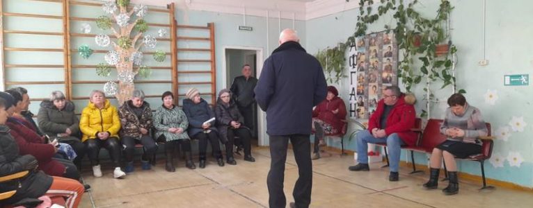 Депутат областной Думы Алексей Фурик принял непосредственное участие в решении проблем избирателей
