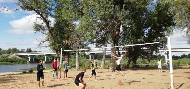 К 100-летию волейбола в Ахтубинске прошли спортивные турниры