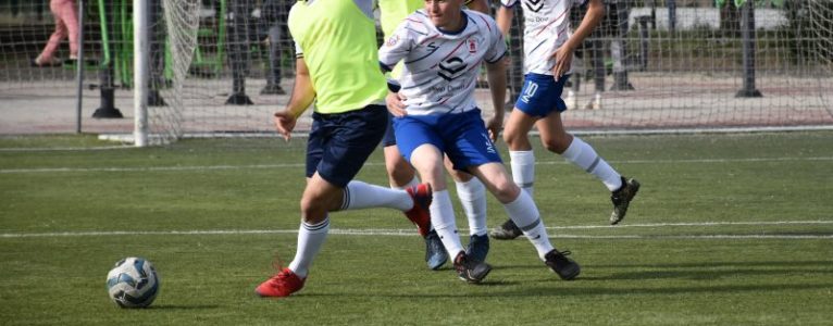 В Ахтубинском районе начался летний чемпионат по мини-футболу 8х8 на Кубок «Лига Ахтуба». В этом сезоне на соревнования заявлены 14 команд